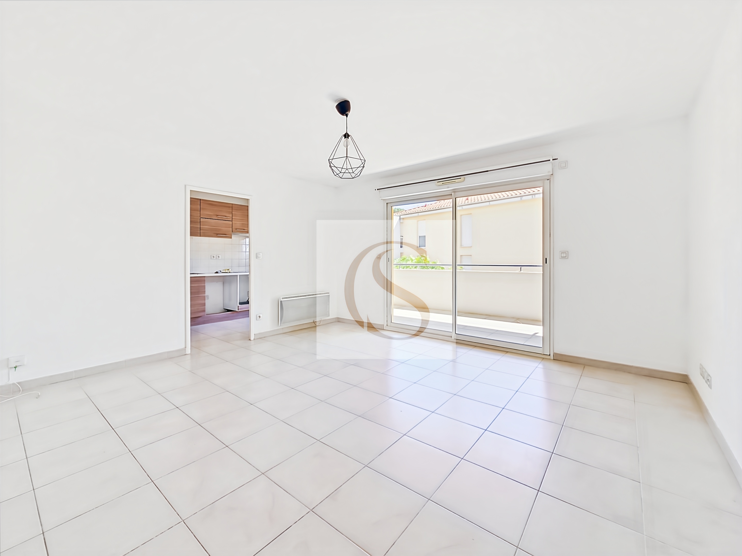82 sq. m 4-room apartment