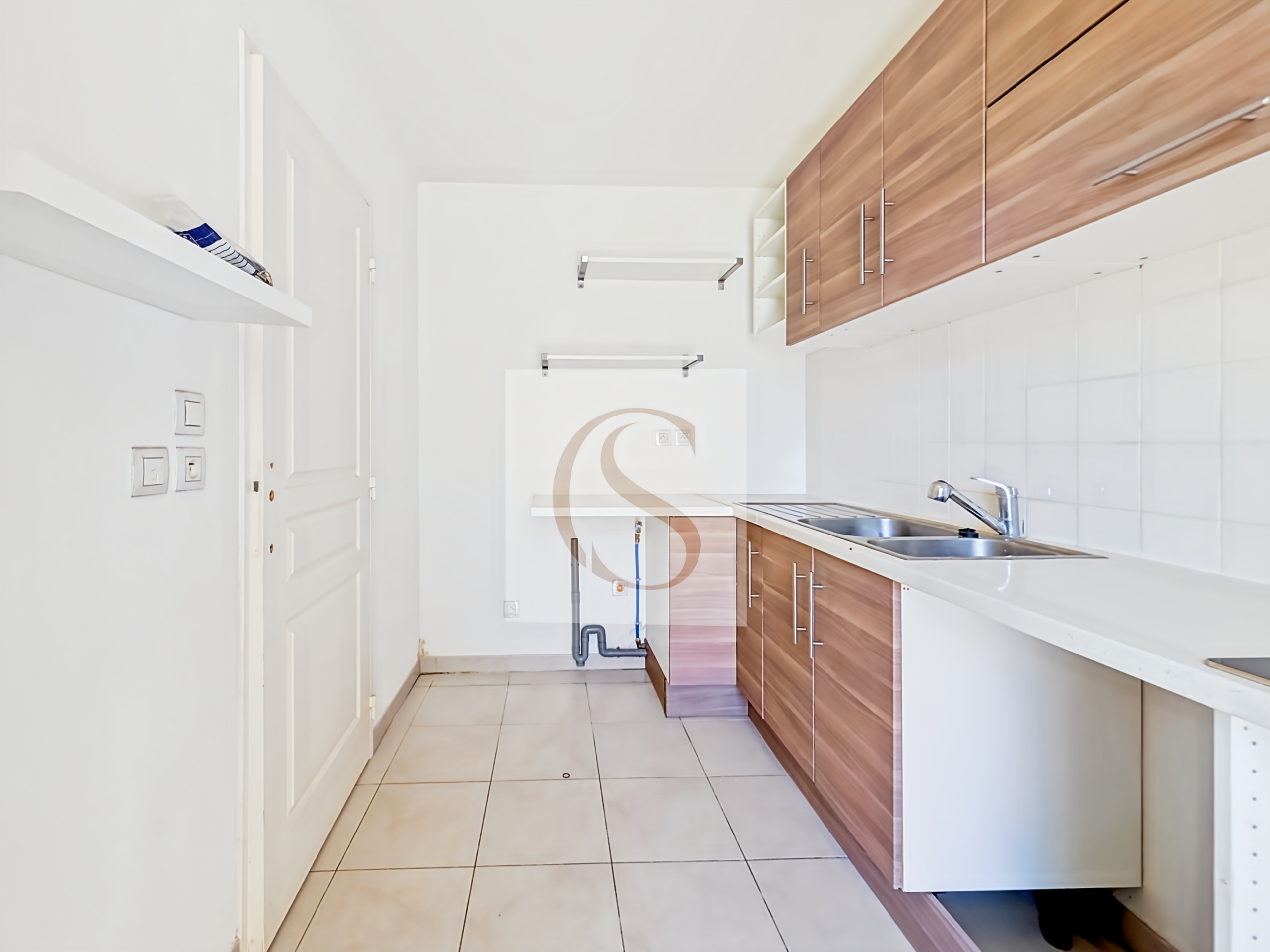 82 sq. m 4-room apartment